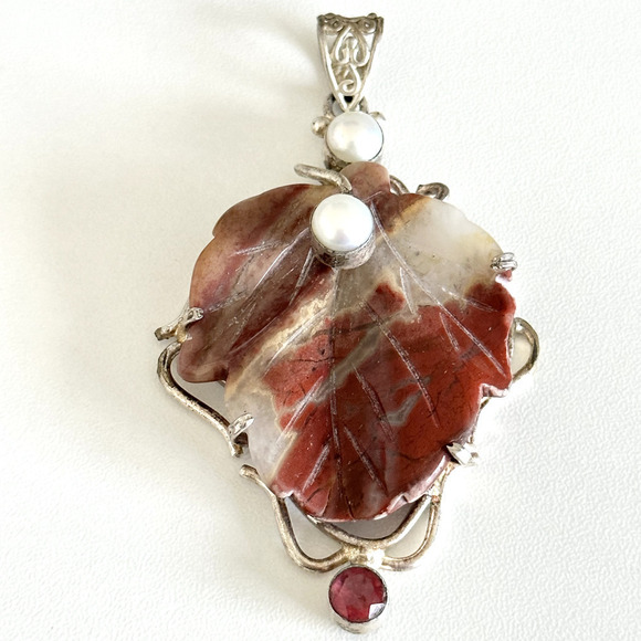 Vintage Sterling Silver Large Multi Gemstone Carved Leaf Red Jade Pearl Pendant - Picture 1 of 14